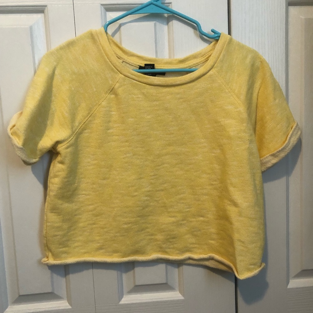 Forever 21 cropped short sleeve